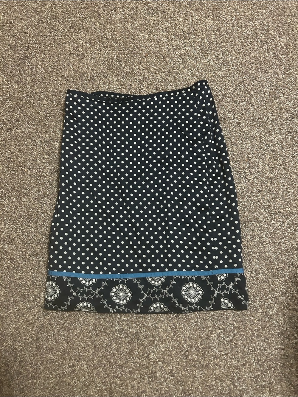 Ann Taylor LOFT 4 Black and White Polka Dot Pencil Skirt with Printed Hem Fall